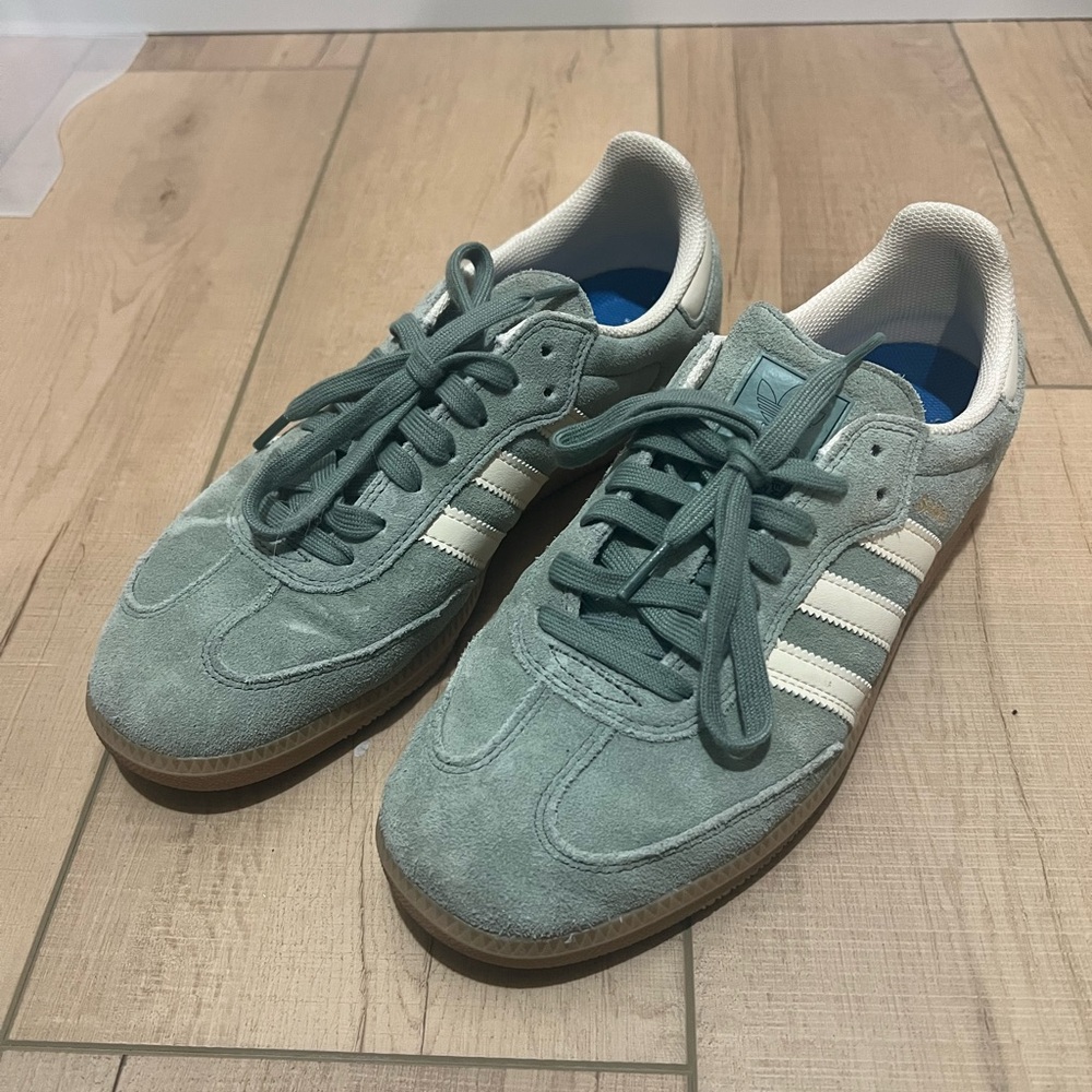 adidas Women's Green Suede Sambas *worn once*